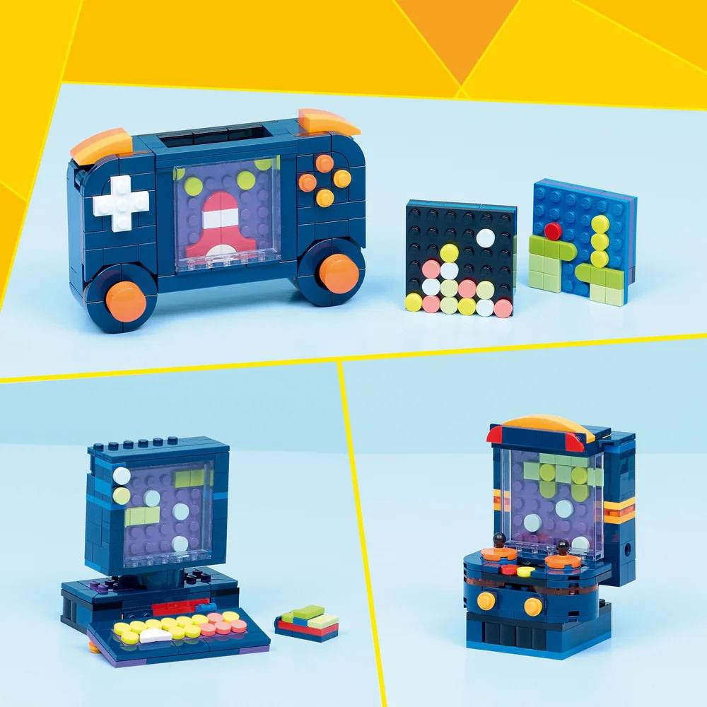 Set de brinquedos de construção com tema de videojogos em várias formas e cores.