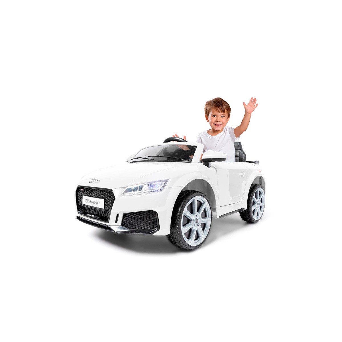 Criança num carrinho elétrico infantil branco