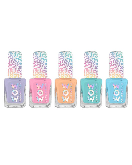 Cinco frascos de verniz para unhas coloridos da marca WOW GENERATION