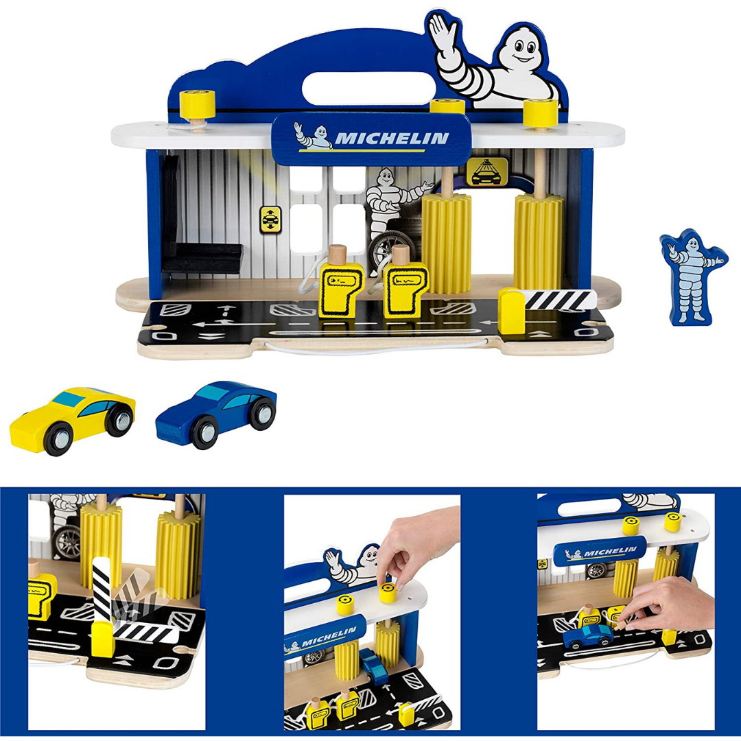Brinquedo de estação de serviço Michelin em madeira com carrinhas coloridas
