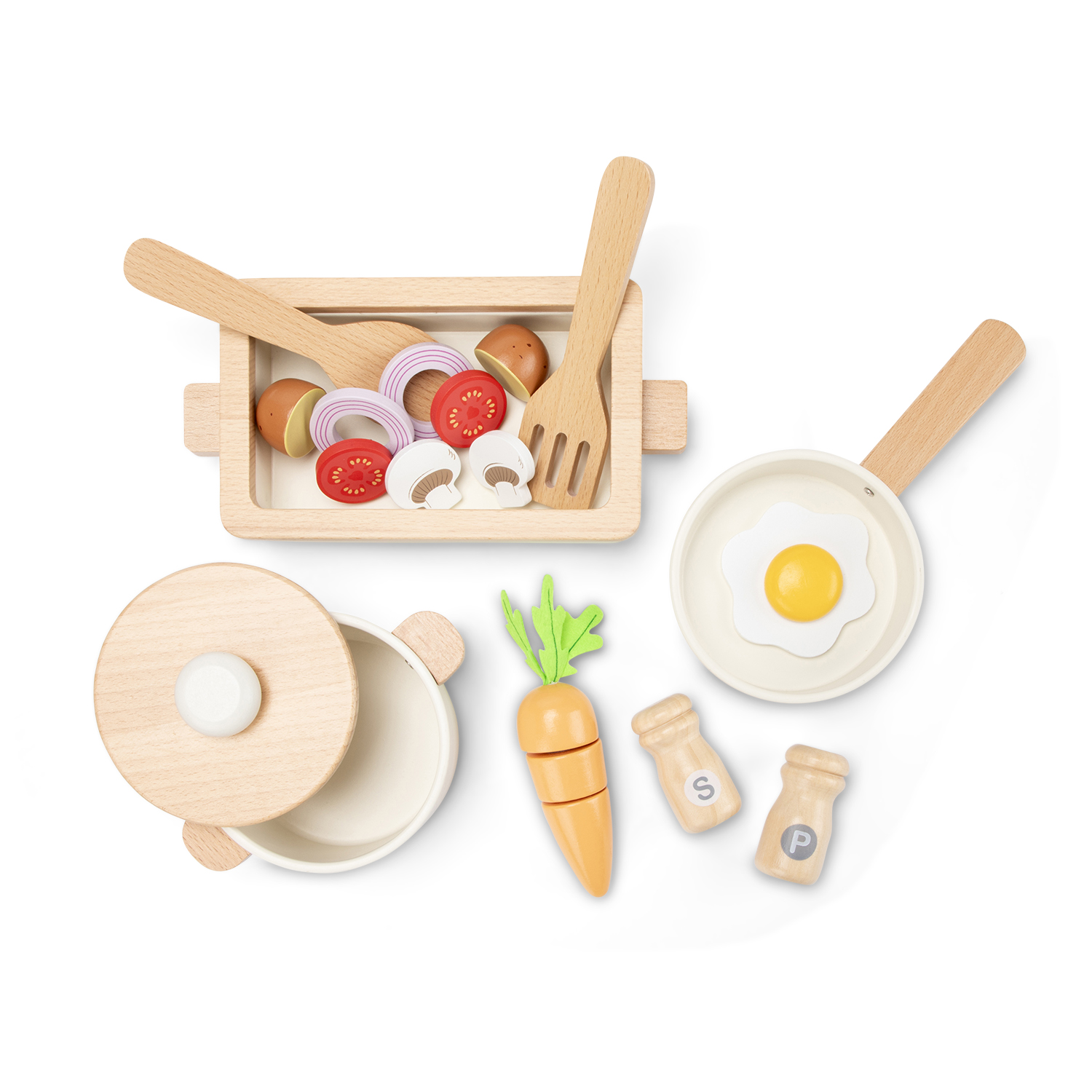 Brinquedo de cozinha em madeira com legumes, ovo, panela, frigideira e temperos.