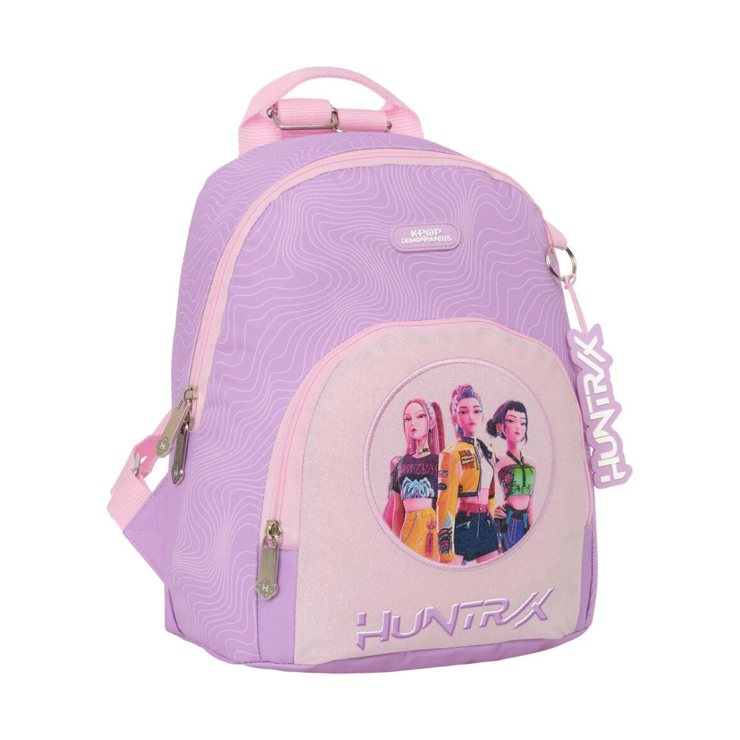 Mochila rosa e lilás com personagens femininas desenhadas e texto K-POP DEMON HUNTERS e HUNTRX