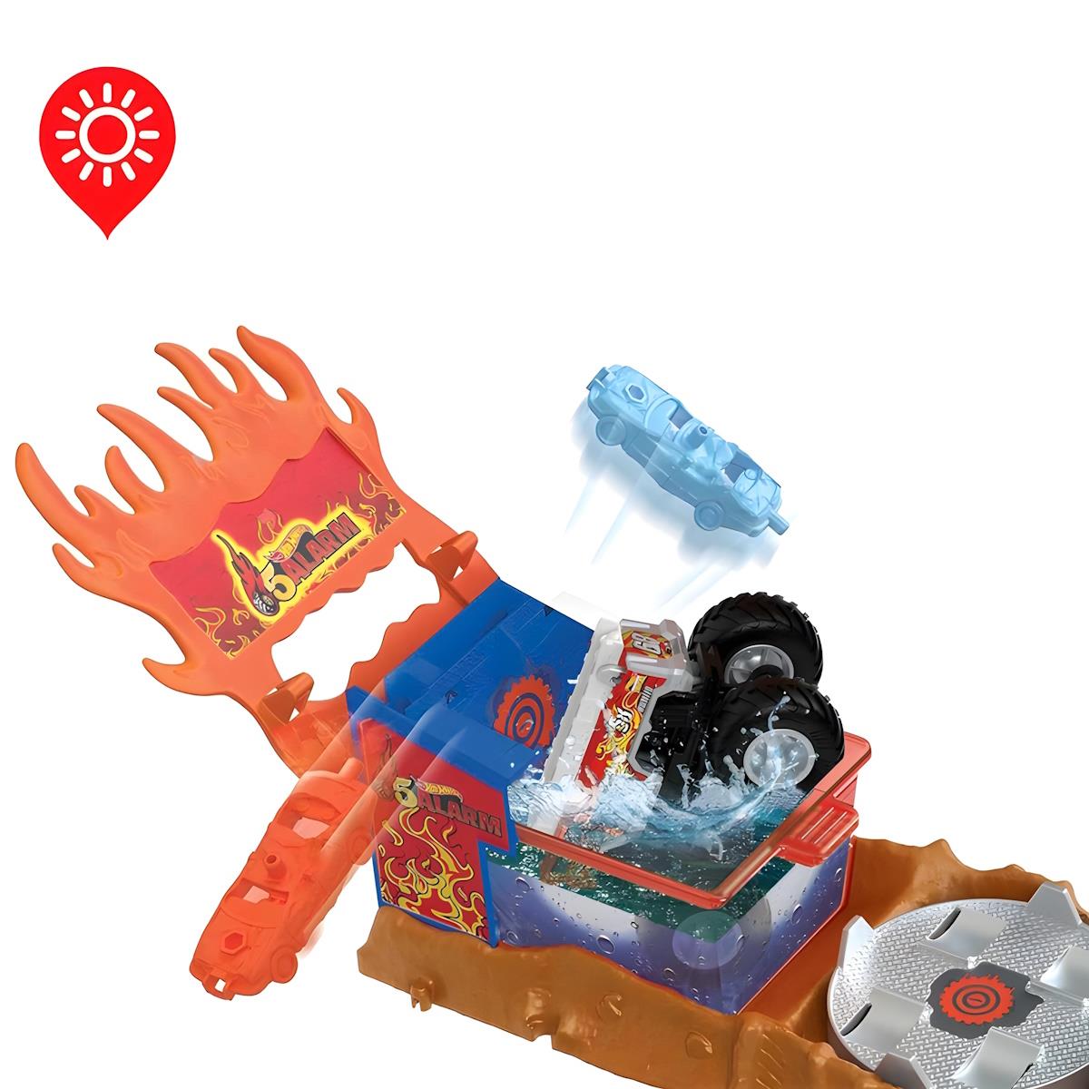 Brinquedo de carrinho de plástico colorido com tema de fogo com texto 5 ALARMS