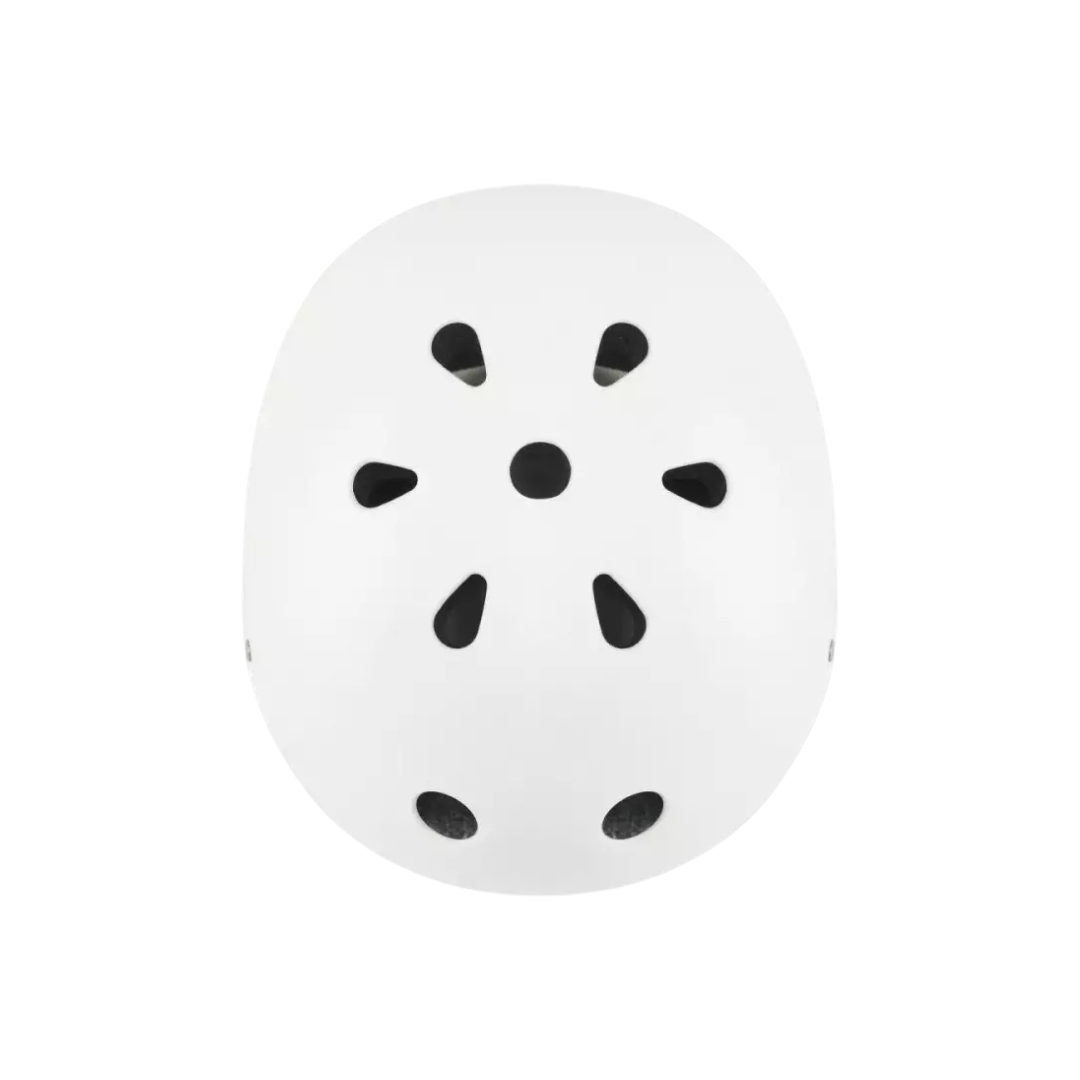 Capacete branco com aberturas pretas para ventilação