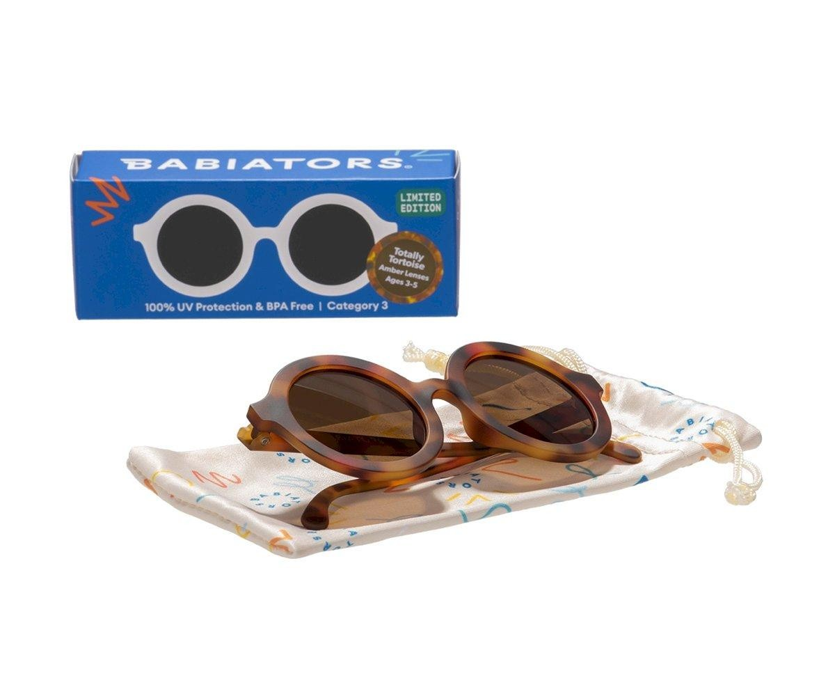 Óculos de sol infantis Babiators com estojo e caixa azul