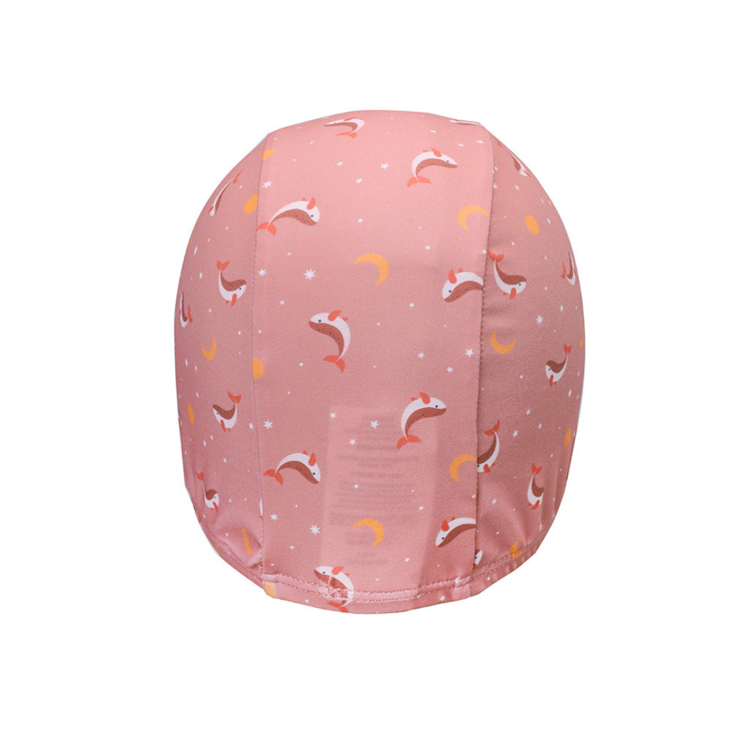 Touca de banho rosa com golfinhos, estrelas e luas
