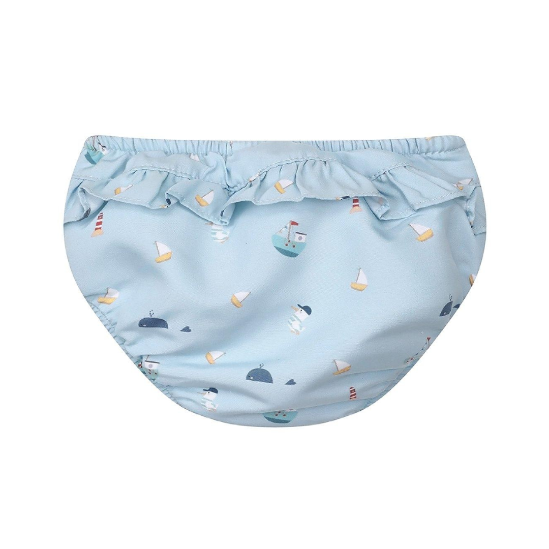 Cueca de banho azul claro para bebé com padrão de barcos e folho na cintura