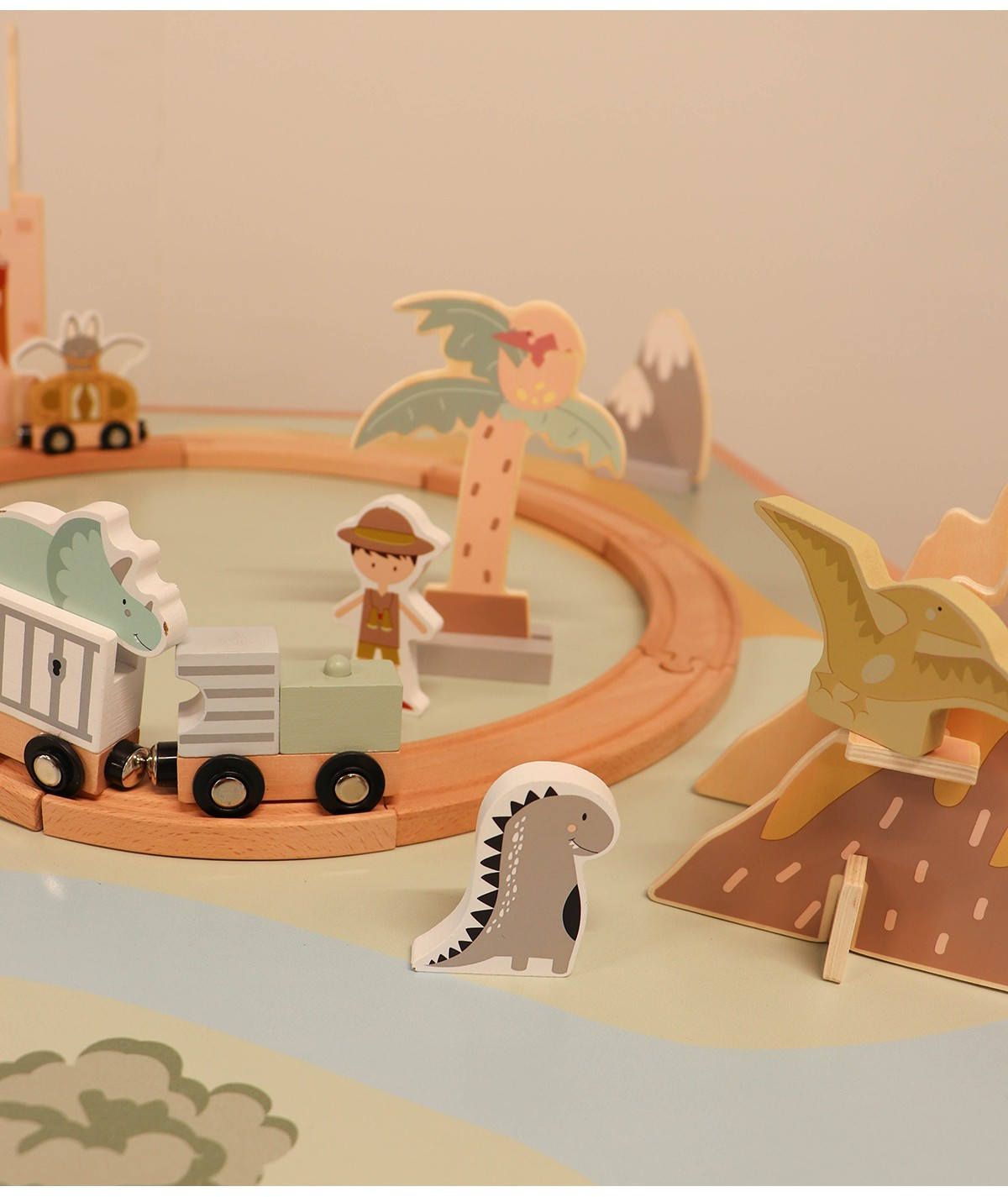 Brinquedo educativo em madeira com comboio e dinossauros coloridos