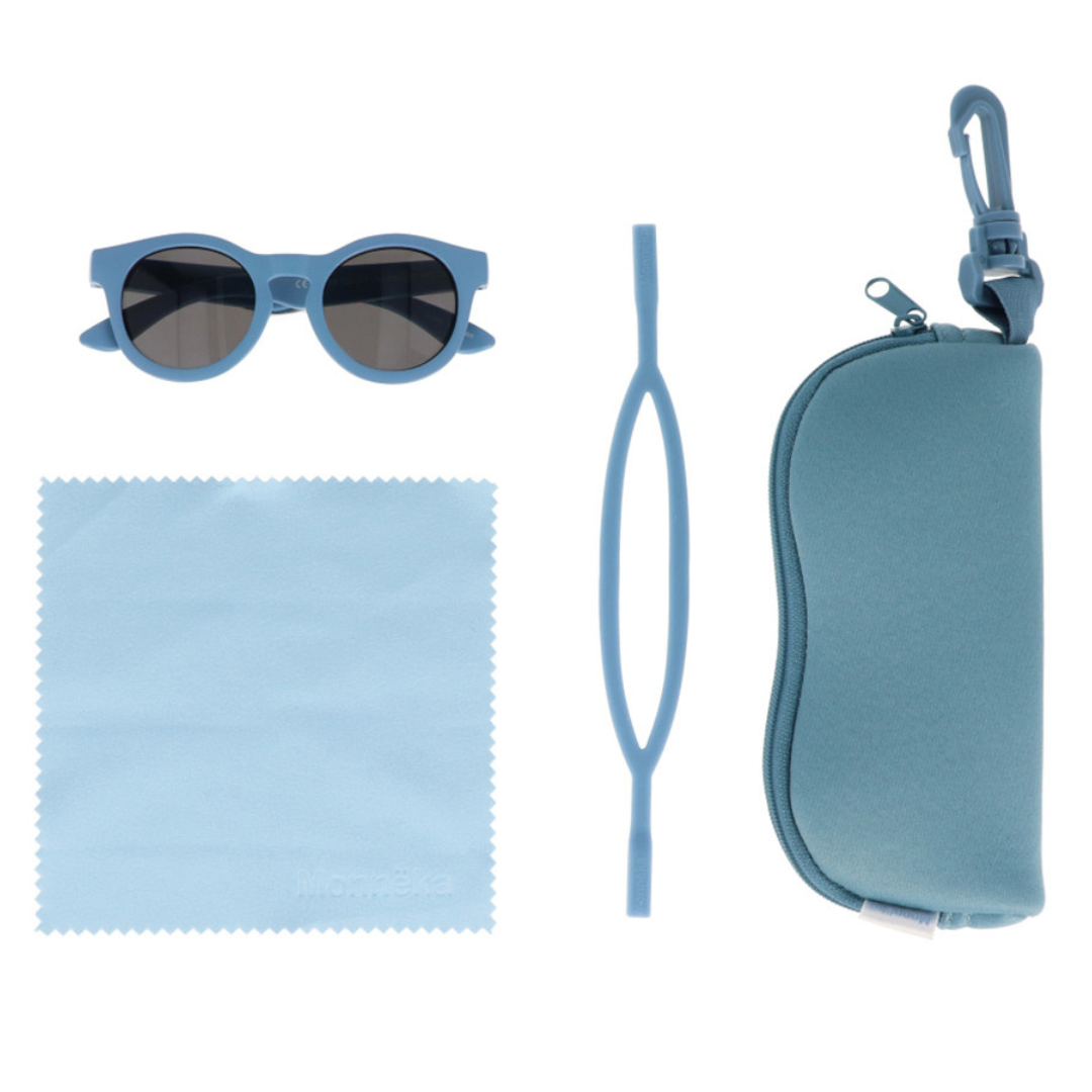 Conjunto azul de óculos de sol, pano de limpeza, cordão e estojo
