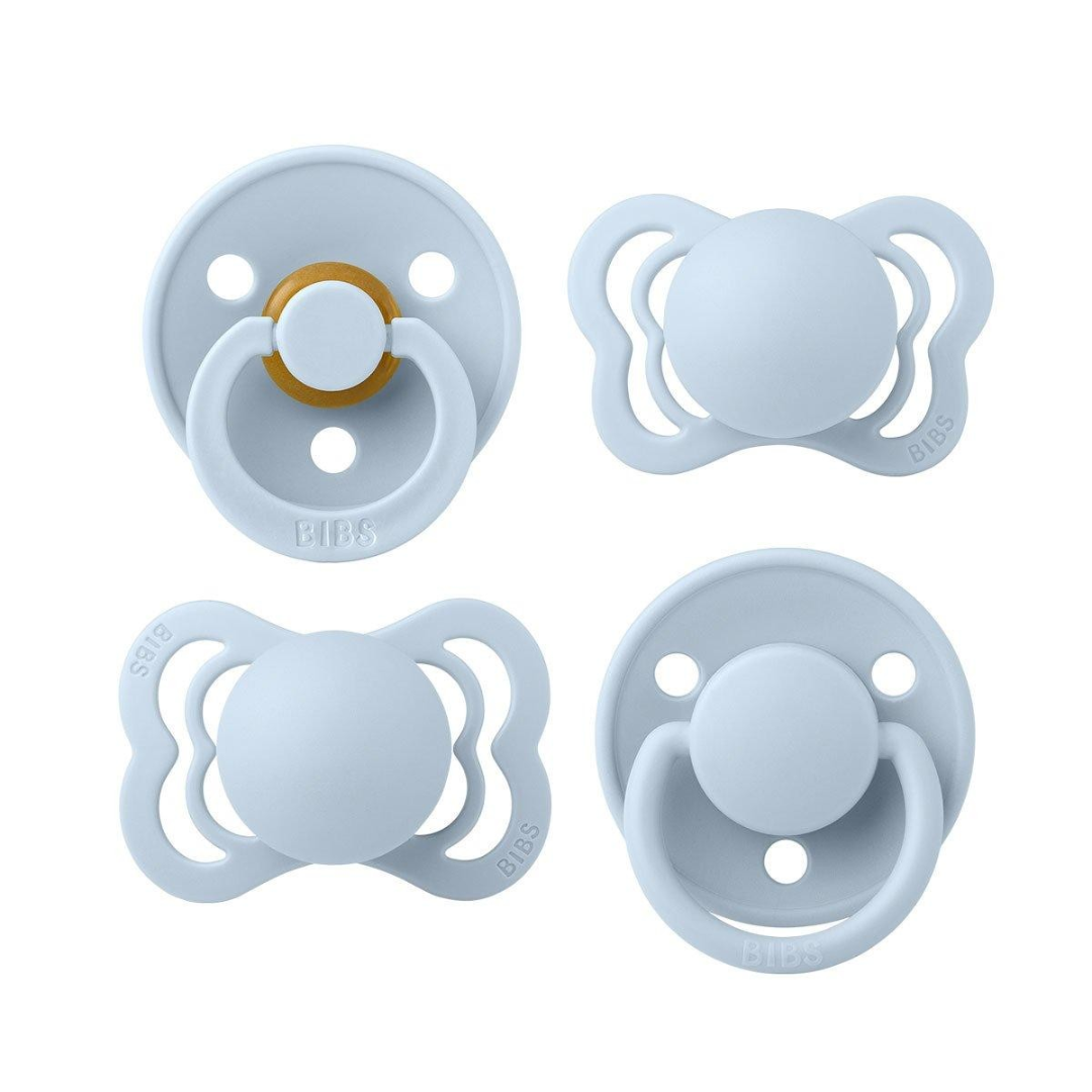 Chupetas de bebé azuis em silicone com design variado e marca BIBS