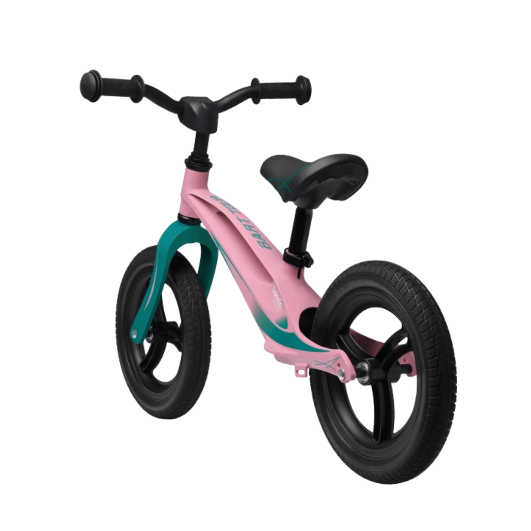 Bicicleta de equilíbrio infantil rosa e verde com rodas e guiador pretos