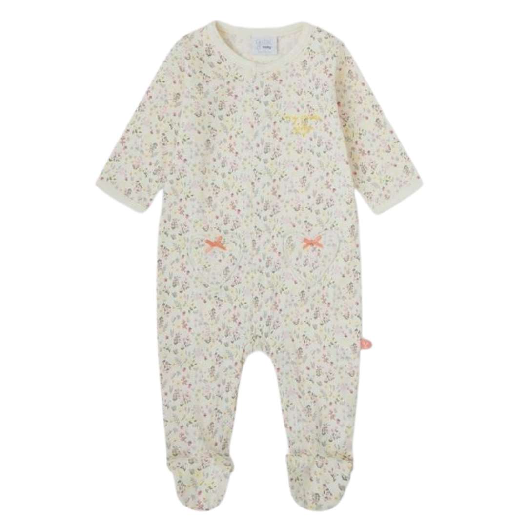 Macacão de bebê creme com padrão floral e laços cor de coral