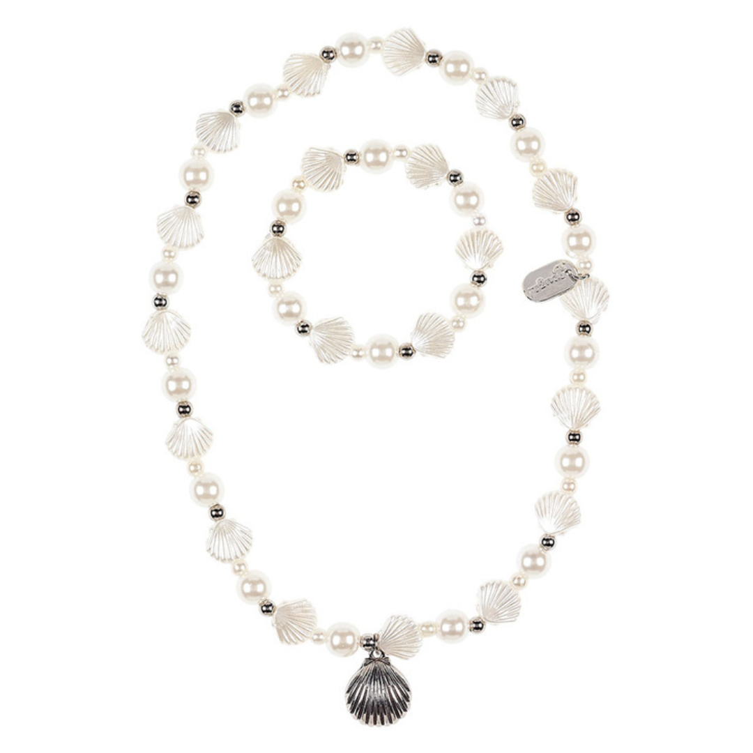 Colar e pulseira com pérolas, contas metálicas e conchas prateadas