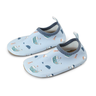 Sapatilhas azuis claras com padrão náutico e interior cinzento