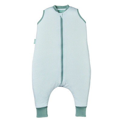 Macacão de bebé azul claro com padrão de quadrados e detalhes verdes