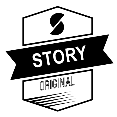 Logotipo preto e branco com a palavra STORY e ORIGINAL dentro de um escudo.