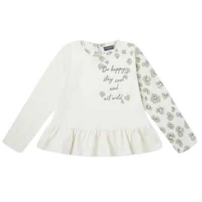 Camisola branca com manga estampada, folhos e texto impresso para criança