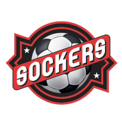 Logotipo com bola de futebol e texto SOCKERS em faixa vermelha