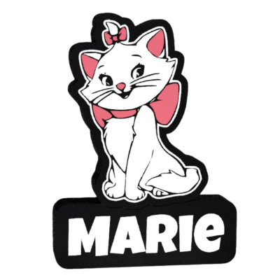 Emblema de gato branco com laços rosa e texto MARIE
