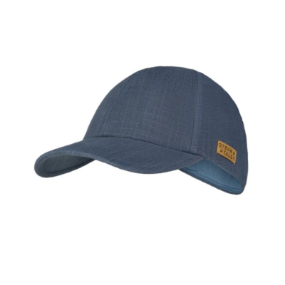 Boné azul com etiqueta STERN TALER