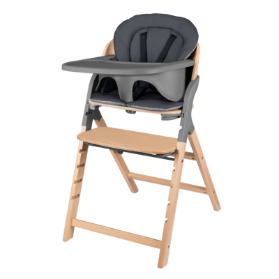 Cadeira alta de bebé em madeira com assento cinzento e bandeja removível