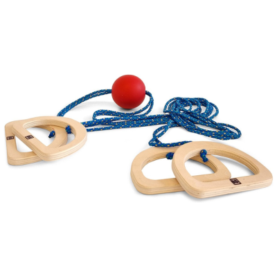 Jogo com pegas de madeira, corda azul e bola vermelha