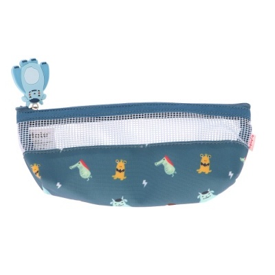 Estojo tecido azul com monstros coloridos e parte superior em rede branca
