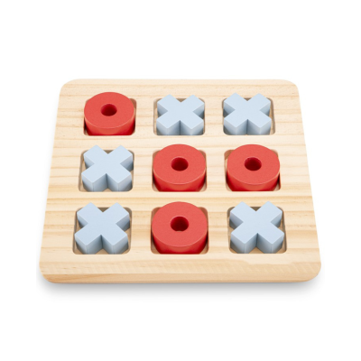 Jogo da velha em madeira com peças vermelhas e cinza.