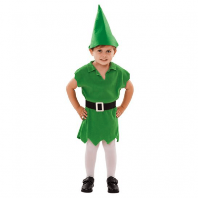 Criança com fantasia verde de elfo, chapéu pontiagudo, cinto preto e collants brancos.