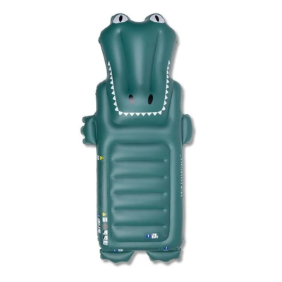 Colchão insuflável verde em forma de crocodilo com olhos e dentes brancos