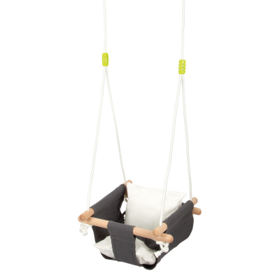 Baloiço infantil cinza com coxim branco e barras de madeira clara suspenso por cordas brancas