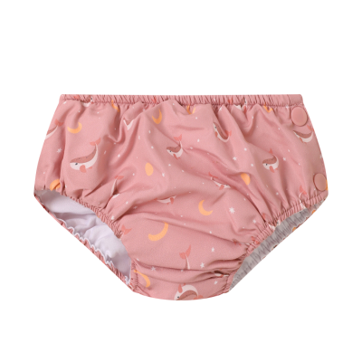 Cueca fralda reutilizável rosa com padrão de golfinhos e luas