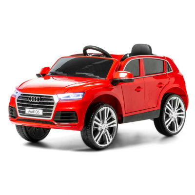 Carro elétrico infantil Audi Q5 vermelho com rodas prateadas