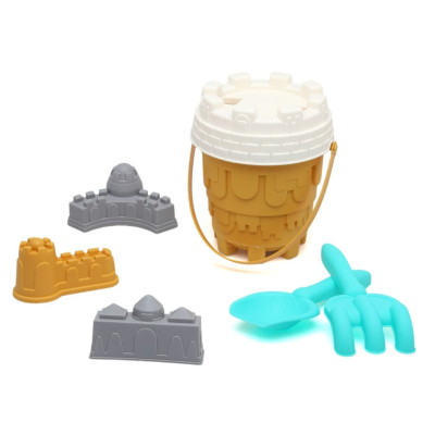 Brinquedo para areia com balde em forma de castelo, moldes e utensílios azuis