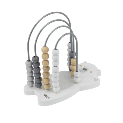 Brinquedo educativo de madeira em forma de urso com contas coloridas.