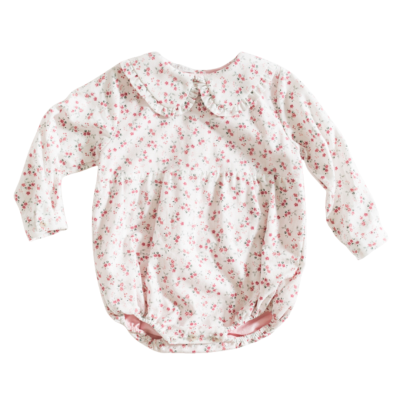 Body de bebé branco com padrão de flores cor-de-rosa e verdes