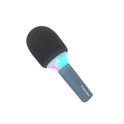 Microfone portátil com espuma preta e corpo azul com botões e luzes LED