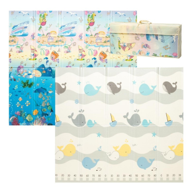 Tapetes infantis com padrões de baleias, motivos marinhos e temas de praia, embalados