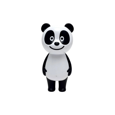 Boneco de panda preto e branco sorridente em fundo branco