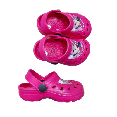 Sandálias cor-de-rosa com desenho Minnie Mouse e aberturas circulares