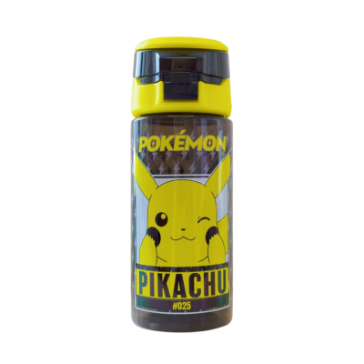 Garrafa plástica amarela e preta com imagem do Pikachu de Pokémon