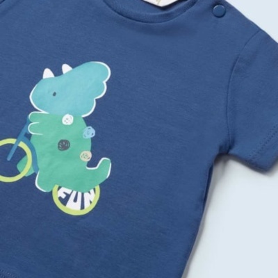 Camisola azul de bebé com estampa de dinossauro e bicicleta