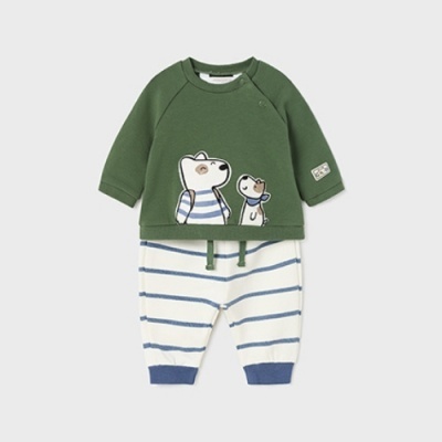 Conjunto de bebé verde com ursinhos e calças às riscas azuis