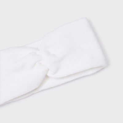 Faixa de cabelo branca com nó em fundo branco