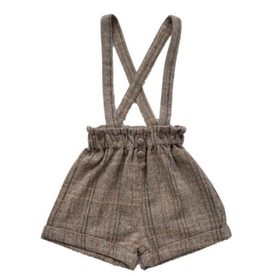 Macacão curto xadrez com alças cruzadas e cintura franzida