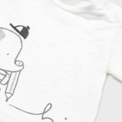 Camisola branca com estampa de elefante a desenhar