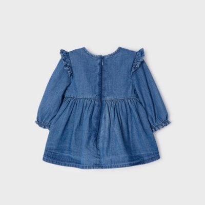 Vestido infantil azul de ganga com mangas compridas e folhos nas costas