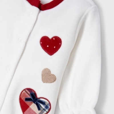 Macacão branco para bebé com corações decorativos