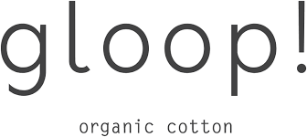 Logo com texto 'gloop!' e 'organic cotton' em fundo branco