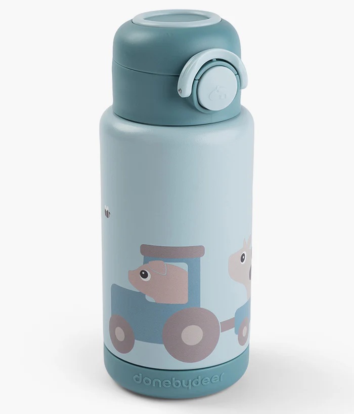 Garrafa térmica azul claro com decoração de carrinho e animal